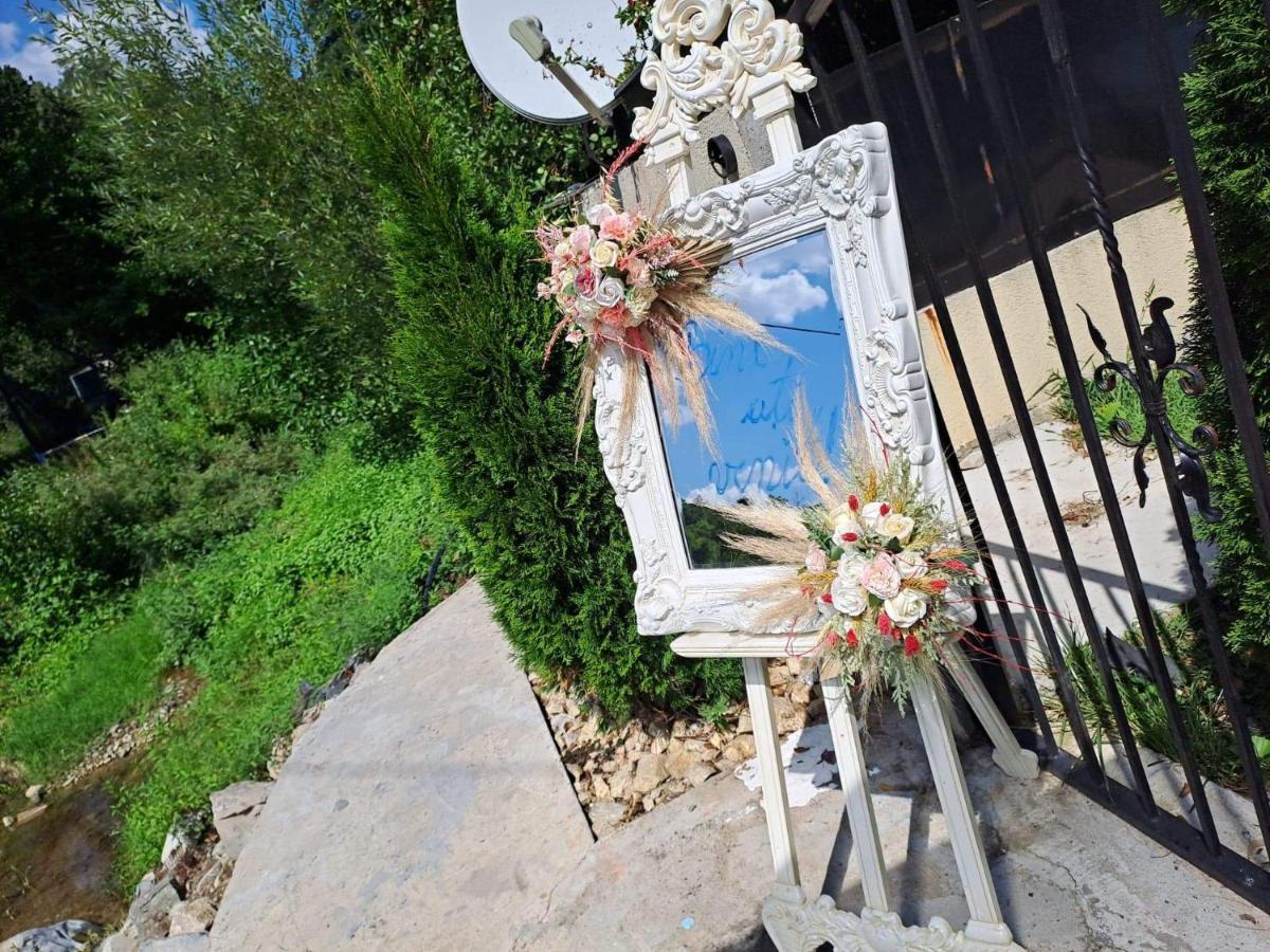 Casa De Vacanta Emd Ешелница Экстерьер фото